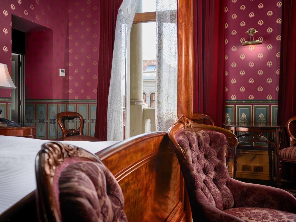Craig'S Royal Hotel Ballarat Eksteriør bilde A room at the hotel