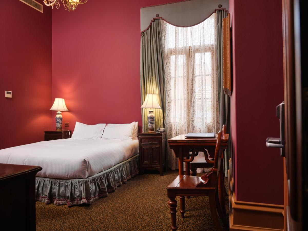 Craig'S Royal Hotel Ballarat Eksteriør bilde A room at the hotel
