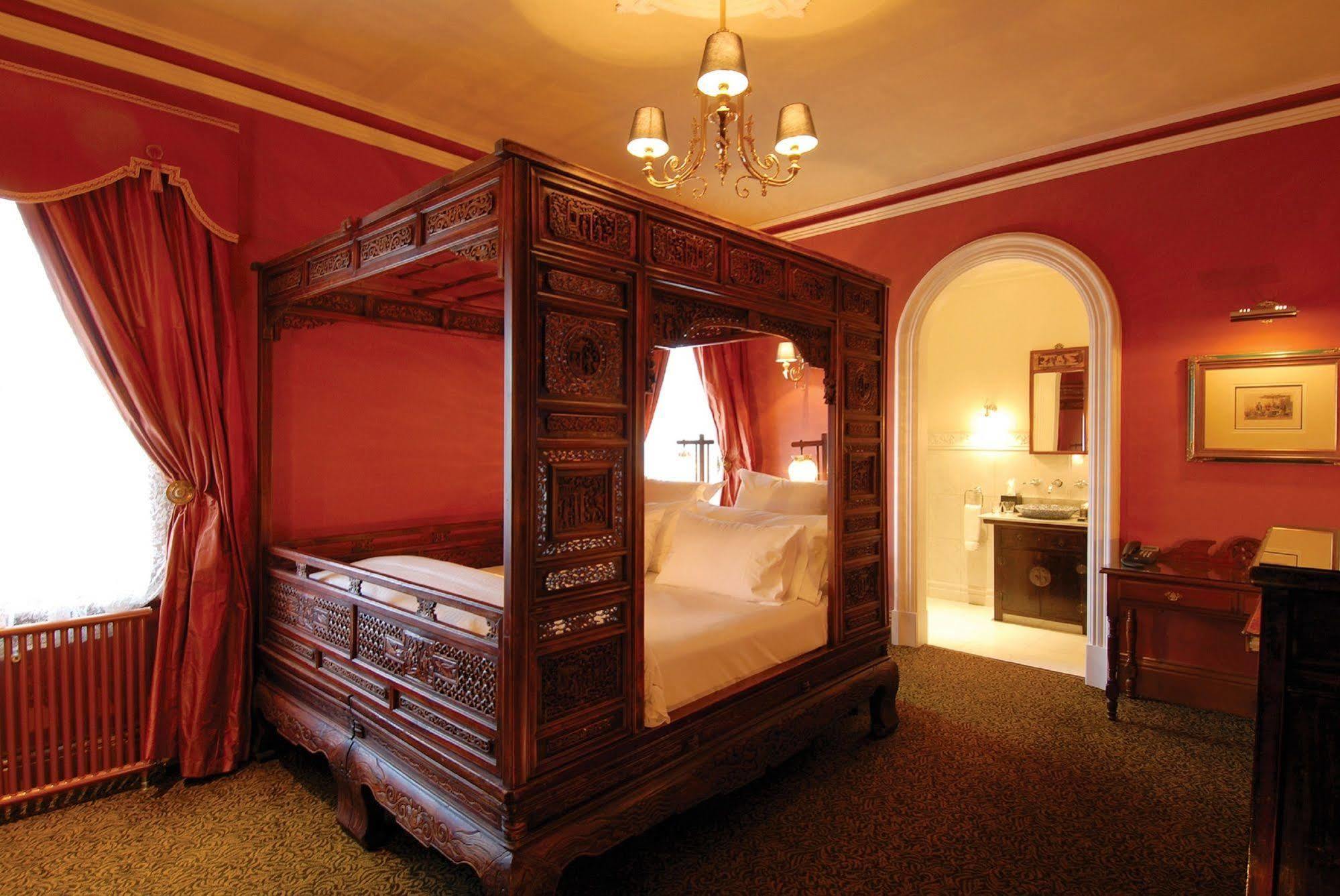 Craig'S Royal Hotel Ballarat Eksteriør bilde A room at the hotel
